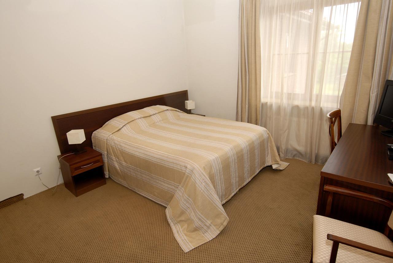 Hotel Prie Zeimenos Kaltanenai Esterno foto